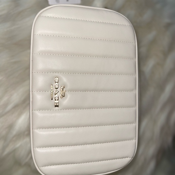 Coach White Quilted Women's Bag - Picture 1 of 5